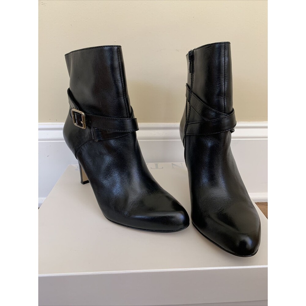 Ann Taylor Womens Marlow Black Leather Buckle Bootie Ankle Heel Size 8 MSRP $198